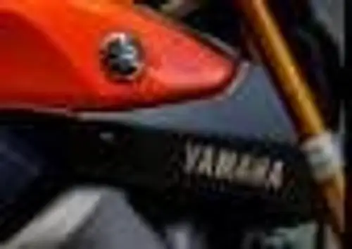 Two-wheeler major India Yamaha Motor has unveiled a new variant of its popular 155cc motorcycle R15M equipped with a Carbon Fibre Pattern graphic design at Rs 2.08 lakh (ex-showroom Delhi).
Equipped with 155cc liquid-cooled engine, the R15M variant aligns with Yamaha's 'Call of the Blue' brand campaign.
"Yamaha motorcycles are well known for their exhilarating performance, exciting agility and eye-catching sporty design. Since its launch in 2008, the R15 has embodied class leading performance and has enabled numerous consumers in India to experience the joy of riding a SuperSport motorcycle with thoroughbred Yamaha Racing DNA", Yamaha Motor India Group of Companies, Chairman Eishin Chihana said in a company statement.
The R15M with Carbon Fibre pattern is available at Rs 2.08 lakh (ex-showroom Delhi) at Yamaha Blue Square showrooms while the price of upgraded R15M in Metallic Grey is offered at Rs 1,98,300 (ex-showroom Delhi) at Yamaha dealerships.