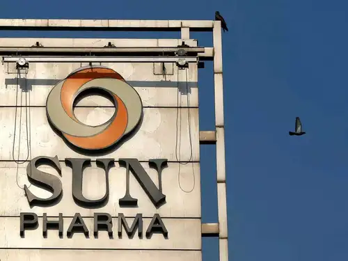 Sun Pharmaceutical Industries announced a licensing deal with Takeda Pharmaceutical to market Vonoprazan, a novel gastrointestinal drug, in India. The agreement allows Sun Pharma to commercialize 10 mg and 20 mg tablets of Vonoprazan, an innovative treatment for acid peptic disorders, under a non-exclusive patent license.