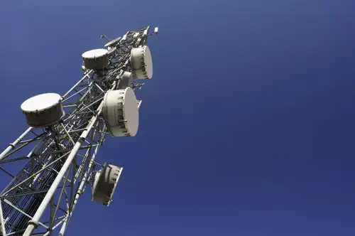 Telecom companies in India are advocating for a 50% reduction in the reserve price of newly identified high-frequency spectrum ranges in the 40GHz band, citing the high costs associated with building networks in these bands compared to lower frequency bands. This proposal comes ahead of India's first auction of mmWave spectrum for 5G services, encompassing frequency ranges critical for mobility and satellite communications.