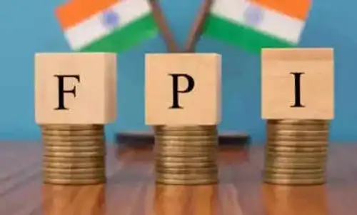 FPIs turn net sellers; withdraw Rs 13,400 crore from equities in Aug