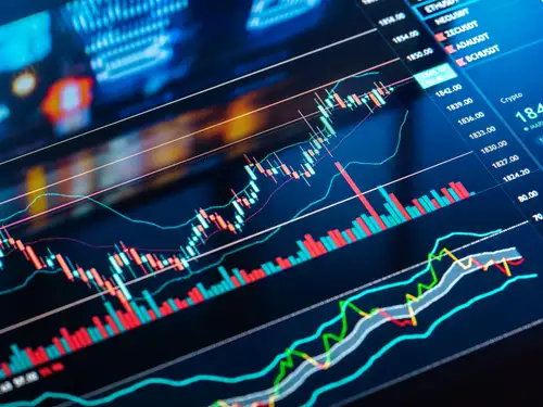 In August, around 11 passive mutual funds lost over 2%, with defense, PSU banks, PSU stocks, and real estate being the hardest-hit sectors. Of approximately 319 passive funds, 42 reported negative returns. The Motilal Oswal Nifty India Defence Index Fund saw the largest loss at 7.88%, while PSU bank-focused ETFs, including Nippon India and Kotak Nifty PSU Bank ETFs, each lost 4.63%.