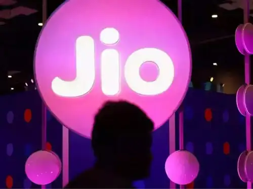 ET Graphics: Jio's disruptive entry revolutionised India's telecom market