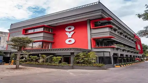 As per new filings accessed by ET, Oyo's hotel count grew from 12,938 hotels at the end of financial year 2023 to 18,103 at the end of financial year 2024, marking a 40% growth. The company's vacation homes business added 5000-6,000 homes, reaching 84,600 homes by the end of financial year 2024.