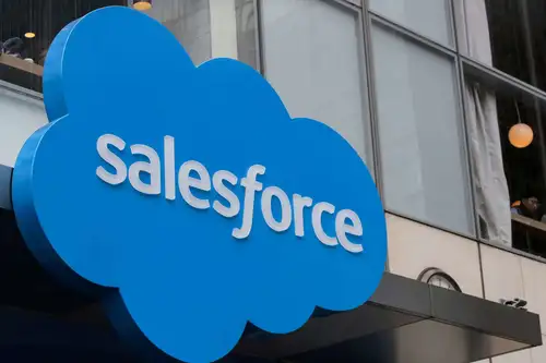 Salesforce expands local cloud platform to Israel