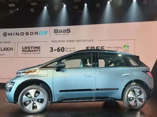 MG Motor India has unveiled its first Crossover Utility Vehicle, the all-electric Windsor EV. Based on the Wuling Cloud EV from China, this model expands MG's electric vehicle lineup in India. The Windsor EV features advanced technology and luxurious design elements, aiming to cater to consumers seeking a blend of efficiency and luxury.