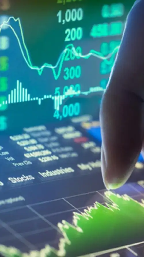 Cummins India and 6 other stocks showing RSI trending up