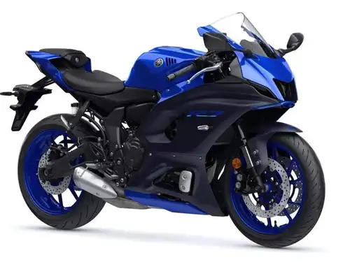 Yamaha New R15 M: Yamaha Motor India has launched the Yamaha R15 M with new carbon fibre pattern graphics, priced at Rs 2.08 lakh. The bike features turn-by-turn navigation, music control via the Y-Connect App, and upgraded switchgear. It retains its 155cc engine, offering 18bhp power and 14.2Nm torque.