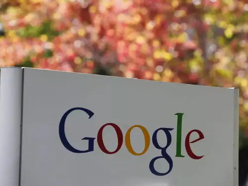 The Justice Department showed emails and documents where Google employees discussed the company losing revenue because publishers were using their ability to set a higher minimum for bids from Google's AdX than for other exchanges.