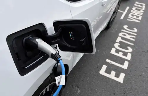 Electric cars outnumber petrol cars in Norway for the first time ever, an industry organisation said on Tuesday. Of the 2.8 million private cars registered in the Scandinavian country, 754,303 are all-electric, compared to 753,905 that run on petrol, the Norwegian Road Federation (OFV) said in a statement.