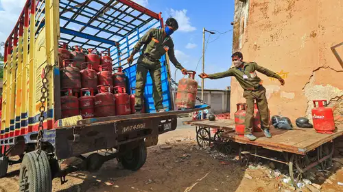 The hike, increasing the price of commercial LPG cylinders to  ₹1,691.50 comes after a July 1 price cut to offer relief to businesses