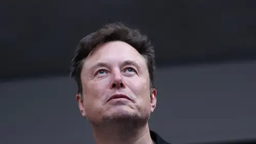 Elon Musk's security team includes 20 personnel and medical staff. After escalating threats, he significantly increased his security measures, costing millions.