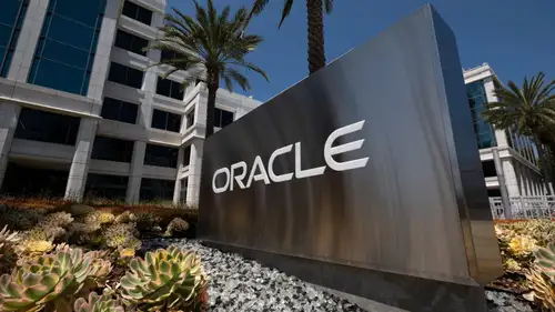 Oracle surges 15% to hit record high after Q1 cloud bookings swell on AI boom, stock up 33% YTD